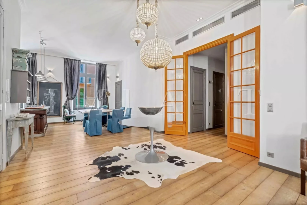 Квартира в Каннах, Франция, 140 м² - фото 1