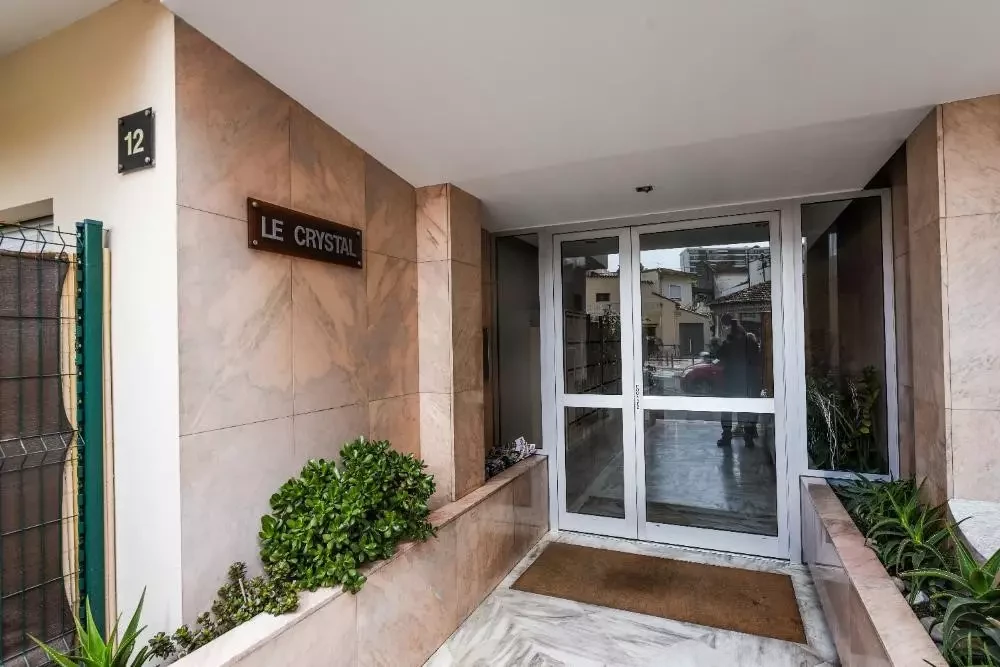 Квартира в Каннах, Франция, 28 м² - фото 2