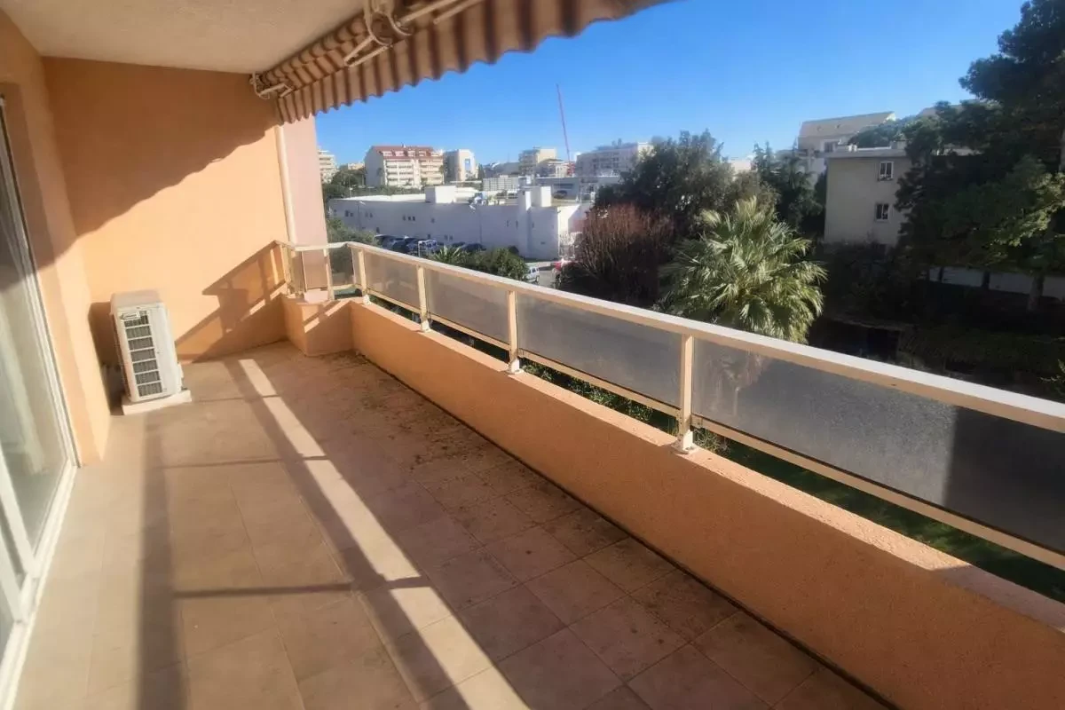 Квартира в Каннах, Франция, 82 м² - фото 2