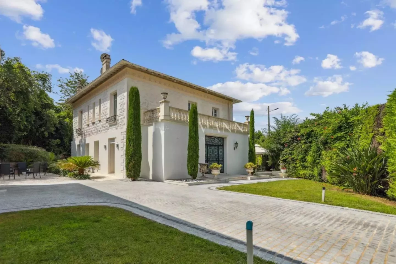 Квартира в Каннах, Франция, 340 м² - фото 2