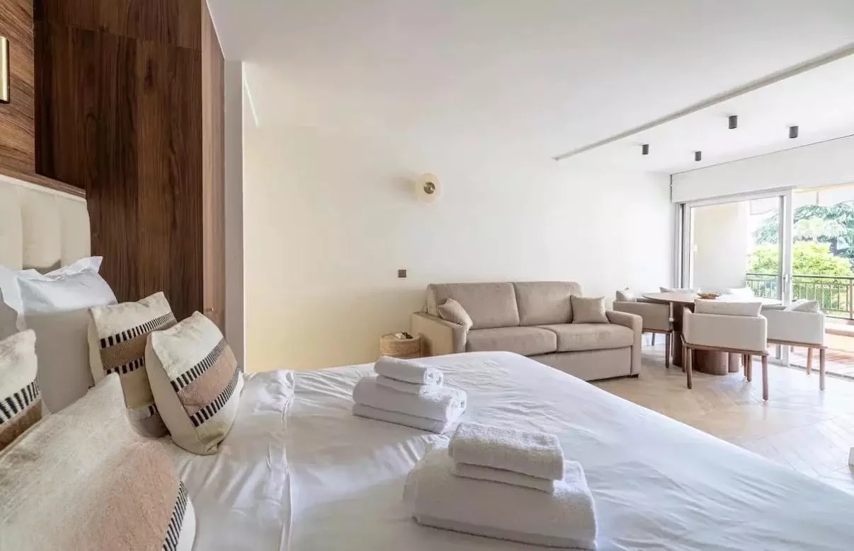Квартира в Каннах, Франция, 30 м² - фото 2
