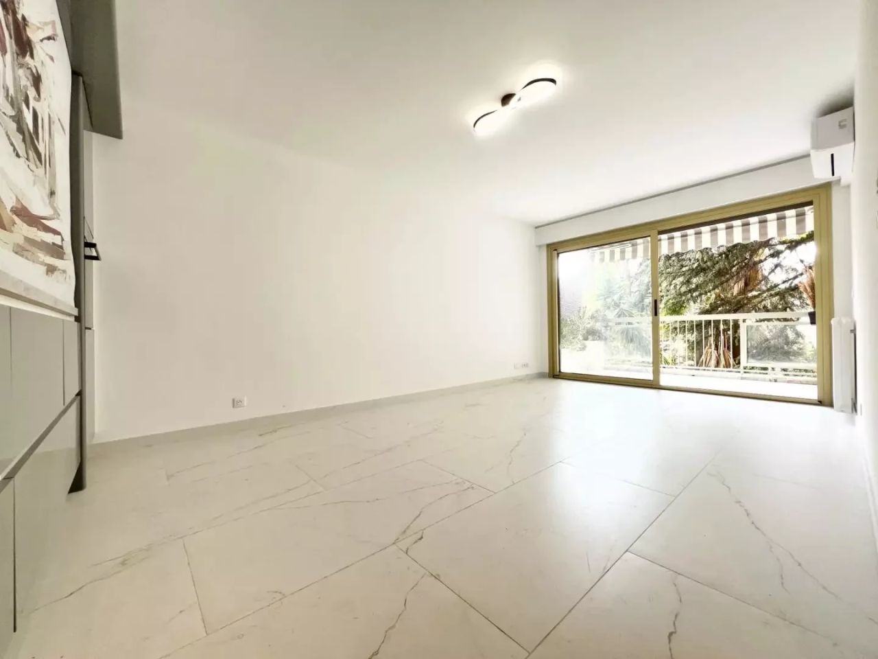 Квартира в Каннах, Франция, 61 м² - фото 2