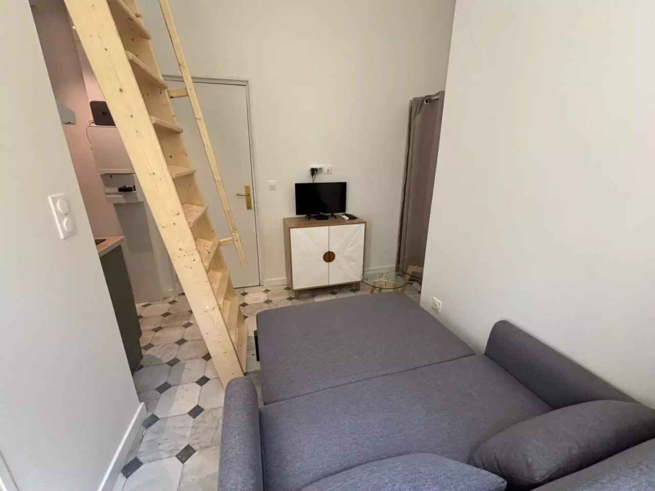 Квартира в Каннах, Франция, 17 м² - фото 4