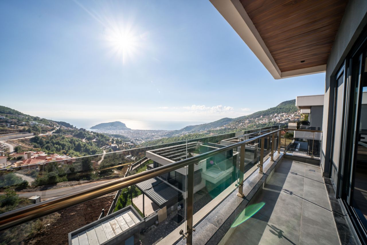 Вилла в Алании, Турция, 434 м² - фото 1