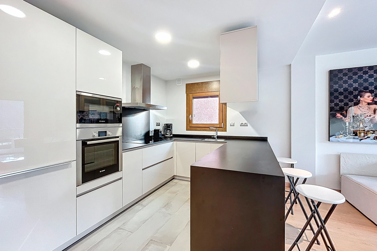 Квартира в Эскальдесе, Андорра, 140 м² - фото 8
