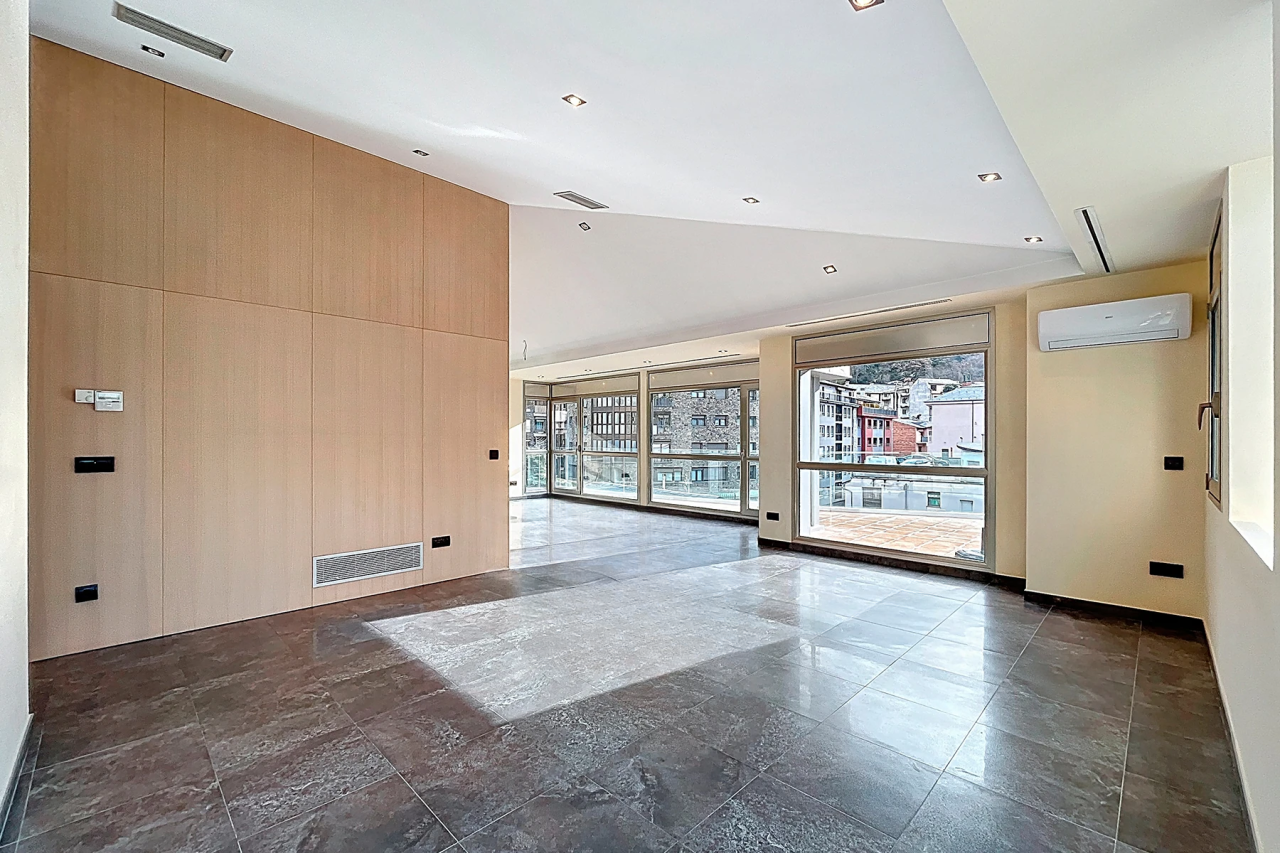 Квартира в Эскальдесе, Андорра, 215 м² - фото 8