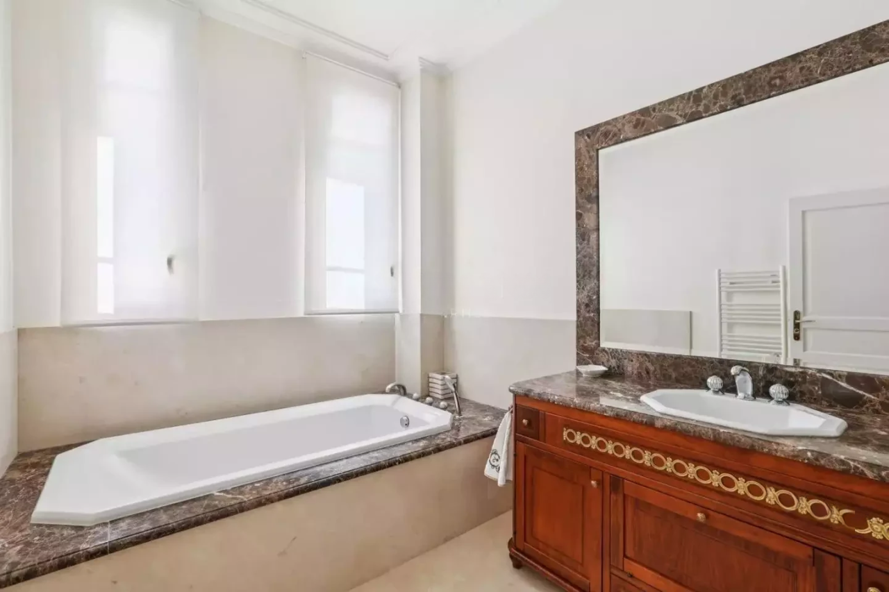 Квартира в Каннах, Франция, 340 м² - фото 8