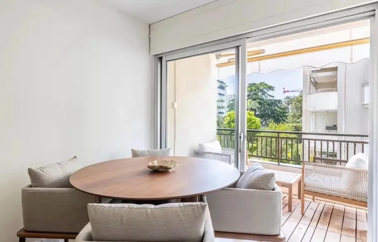 Квартира в Каннах, Франция, 30 м² - фото 8