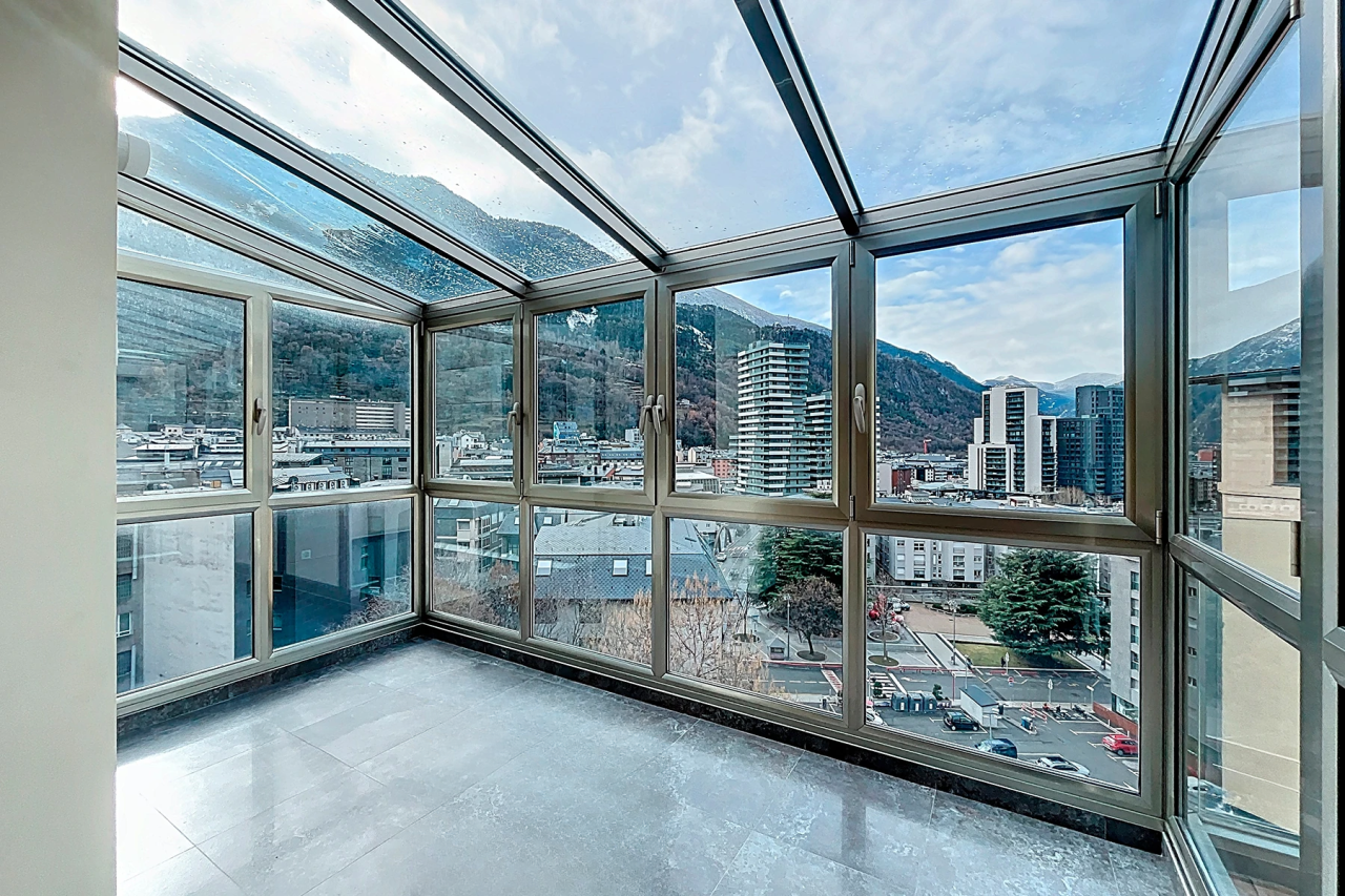 Квартира в Эскальдесе, Андорра, 215 м² - фото 11
