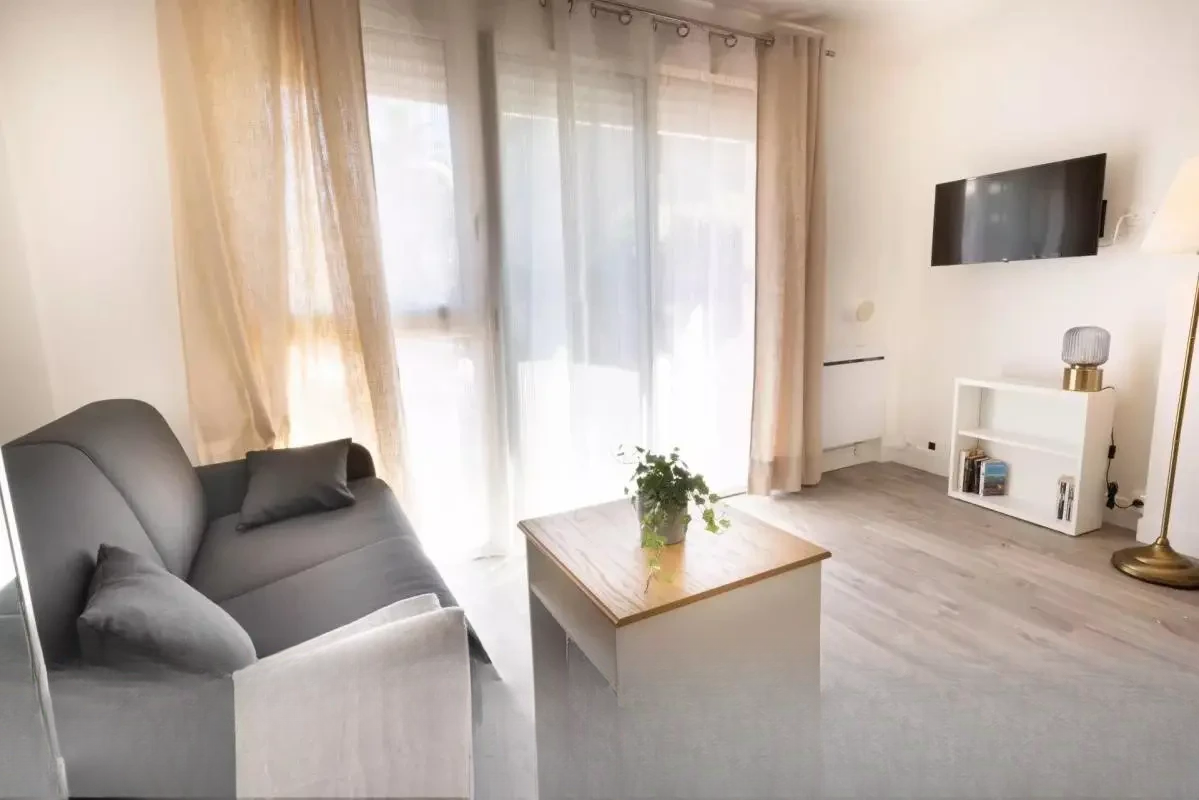 Квартира в Каннах, Франция, 29 м² - фото 12