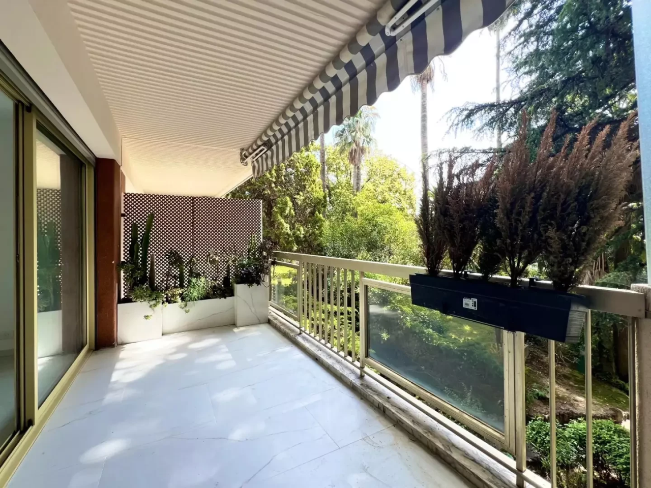 Квартира в Каннах, Франция, 61 м² - фото 12