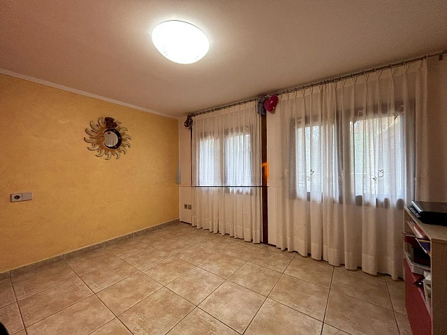 Квартира в Сан-Жулиа-де-Лории, Андорра, 200 м² - фото 12