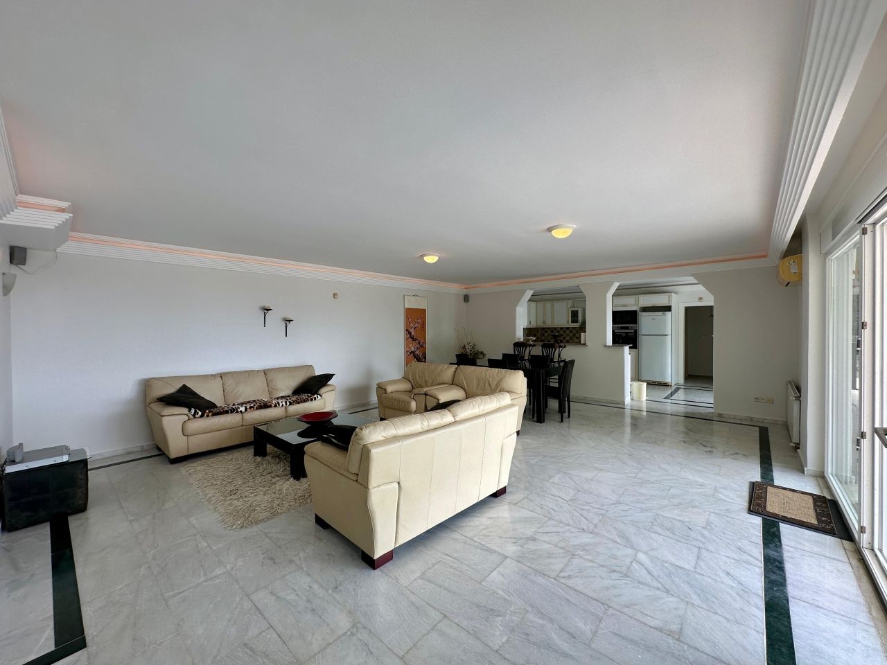 Вилла в Алании, Турция, 375 м² - фото 2
