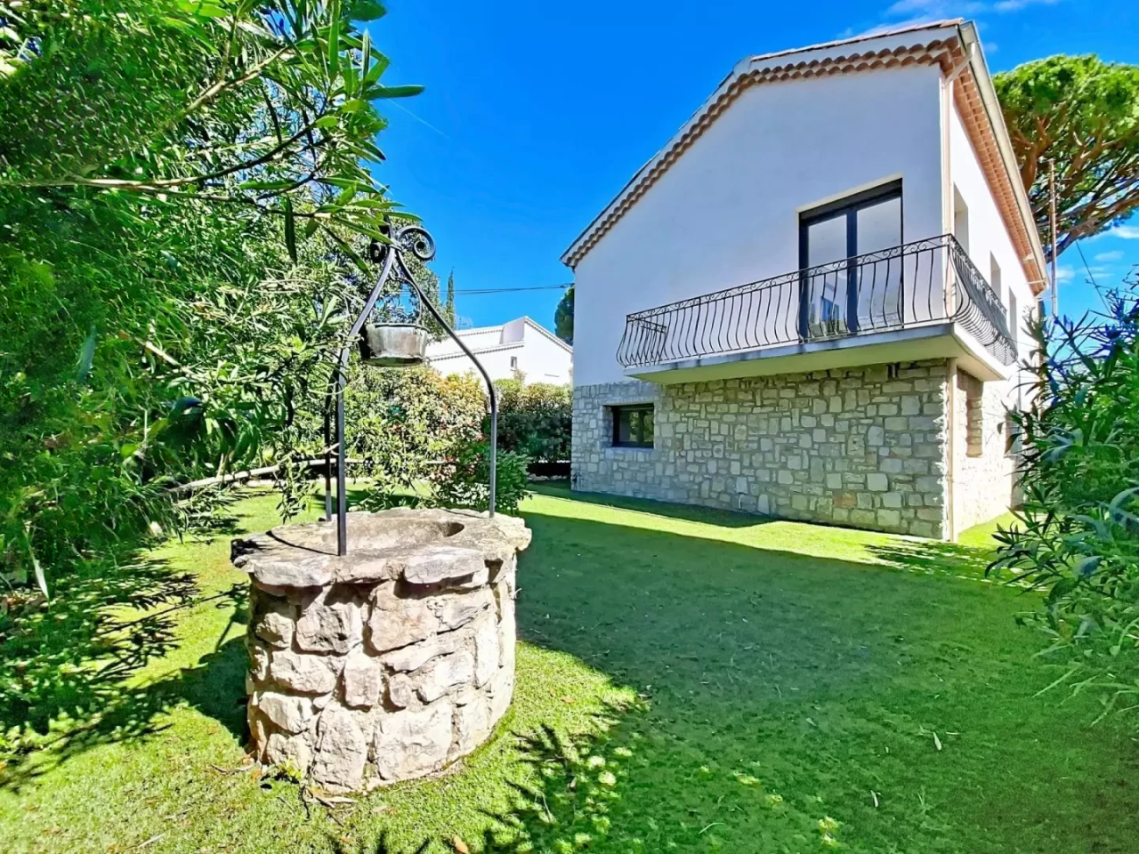 Квартира в Каннах, Франция, 130 м² - фото 1