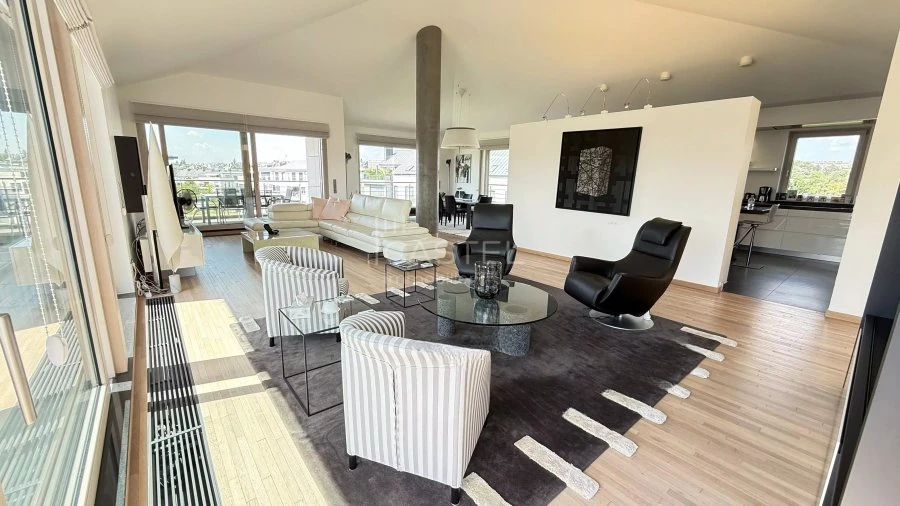 Квартира в Люксембурге, Люксембург, 230 м² - фото 1