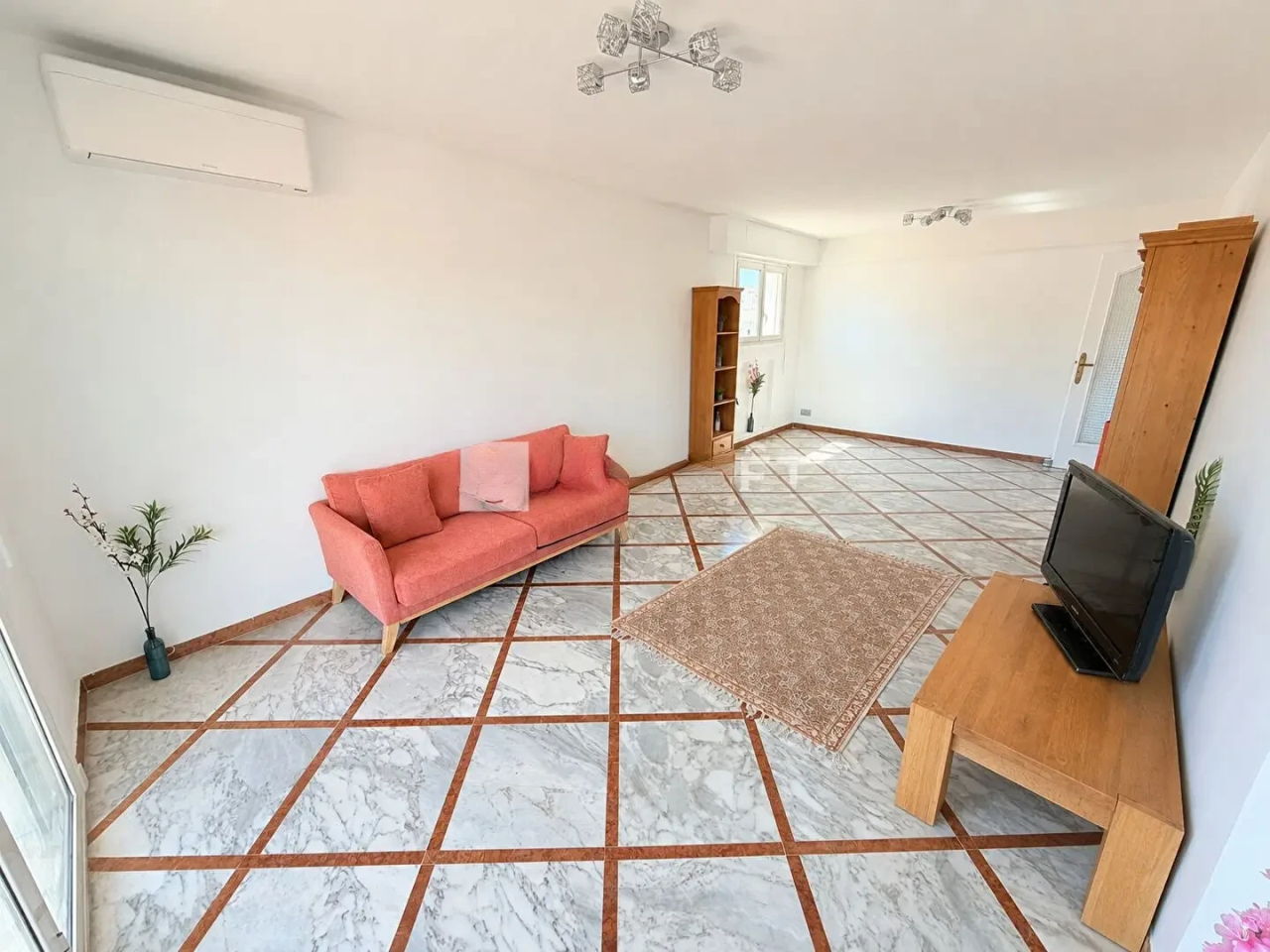 Квартира в Каннах, Франция, 85 м² - фото 1