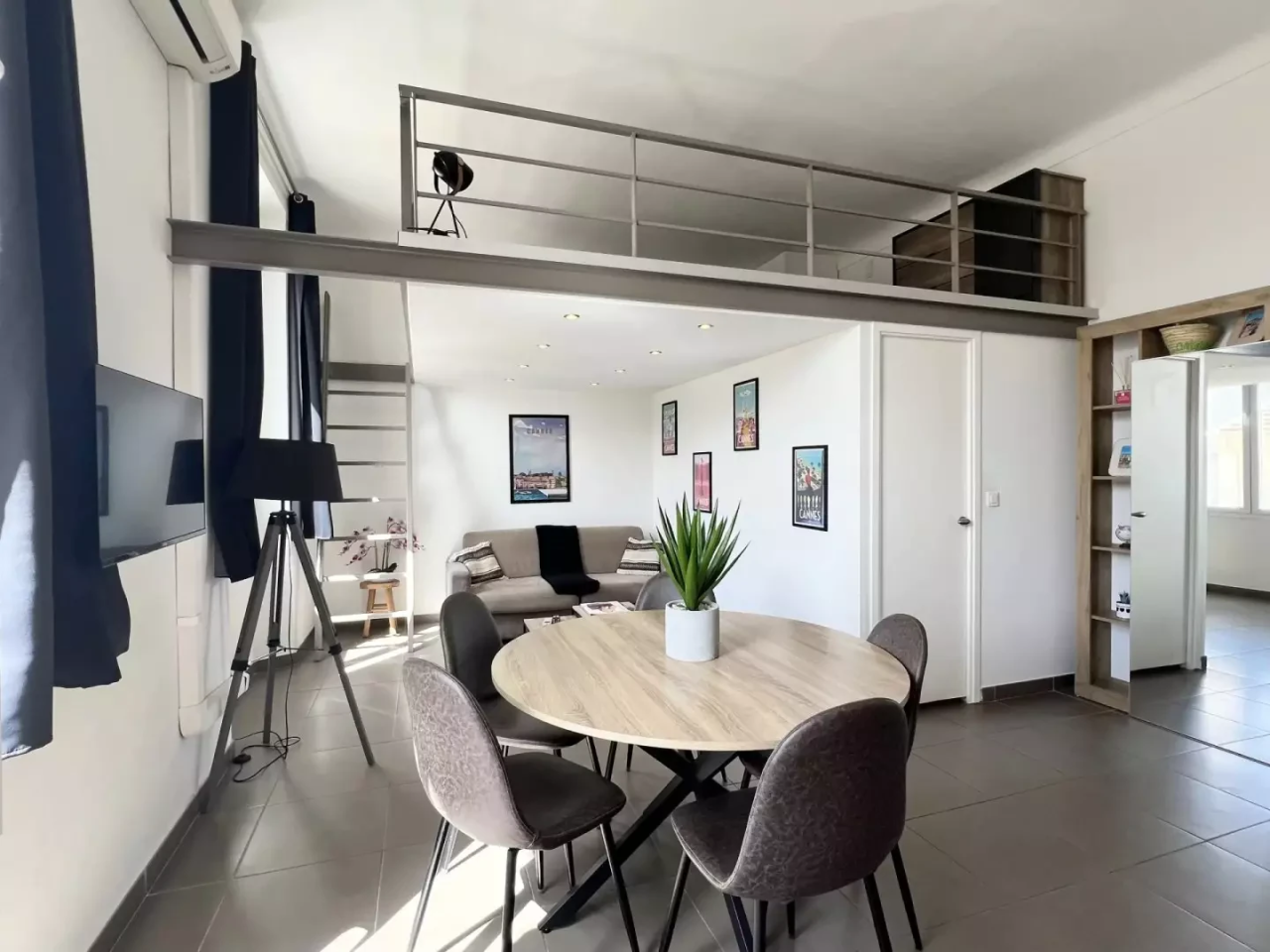 Квартира в Каннах, Франция, 29 м² - фото 1