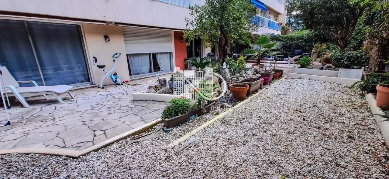 Квартира в Каннах, Франция, 78 м² - фото 2