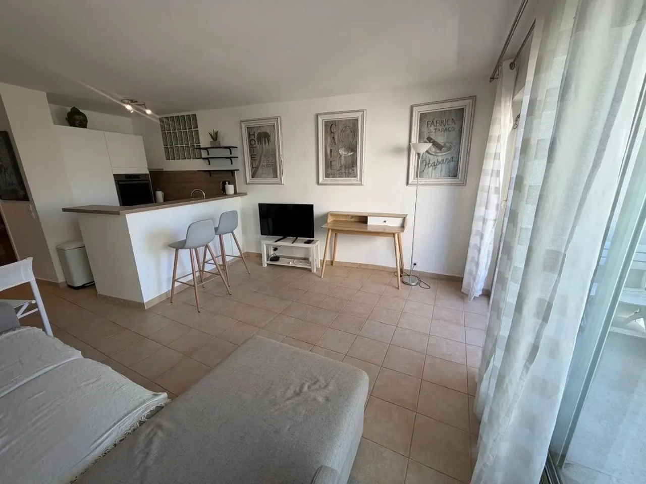 Квартира в Каннах, Франция, 28 м² - фото 2