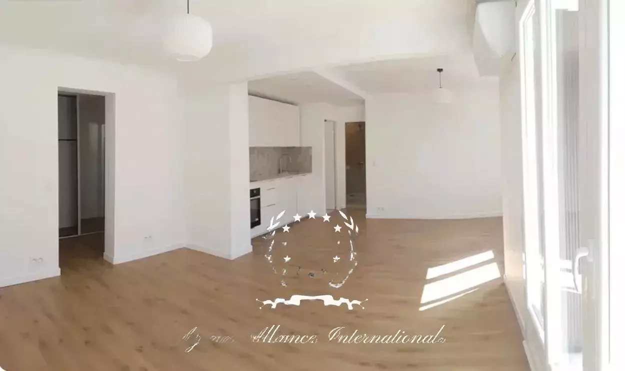 Квартира в Каннах, Франция, 59 м² - фото 2