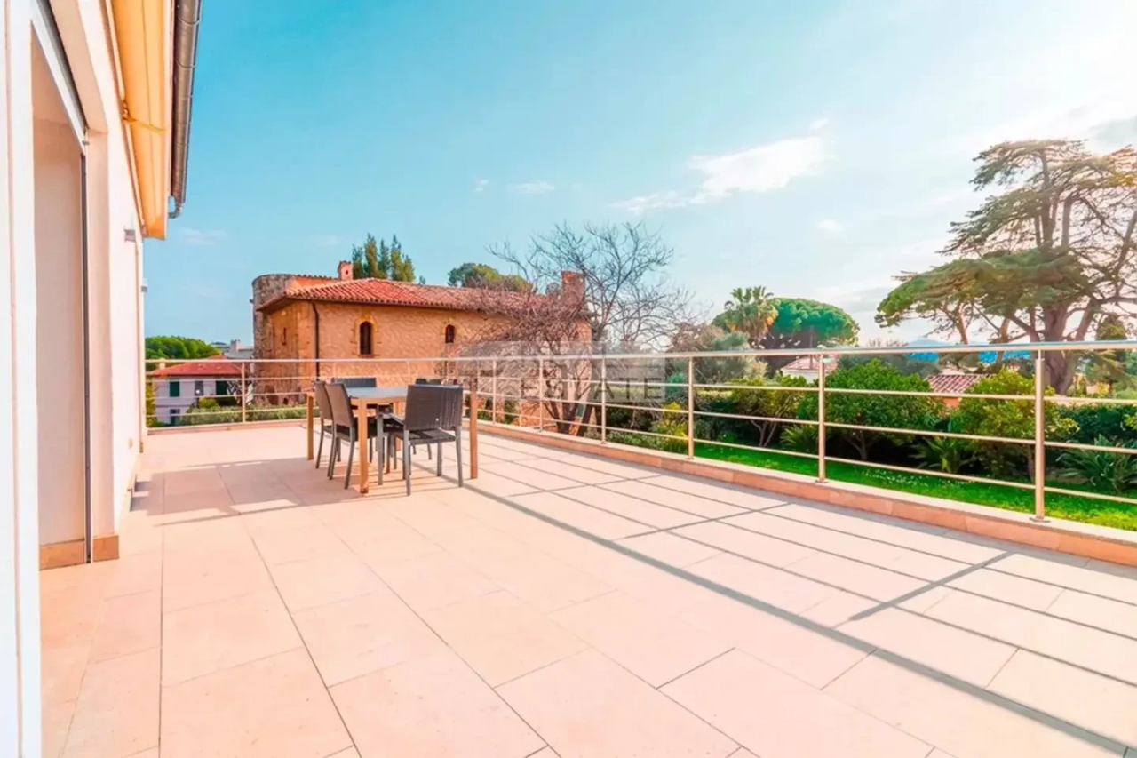 Квартира в Каннах, Франция, 175 м² - фото 4