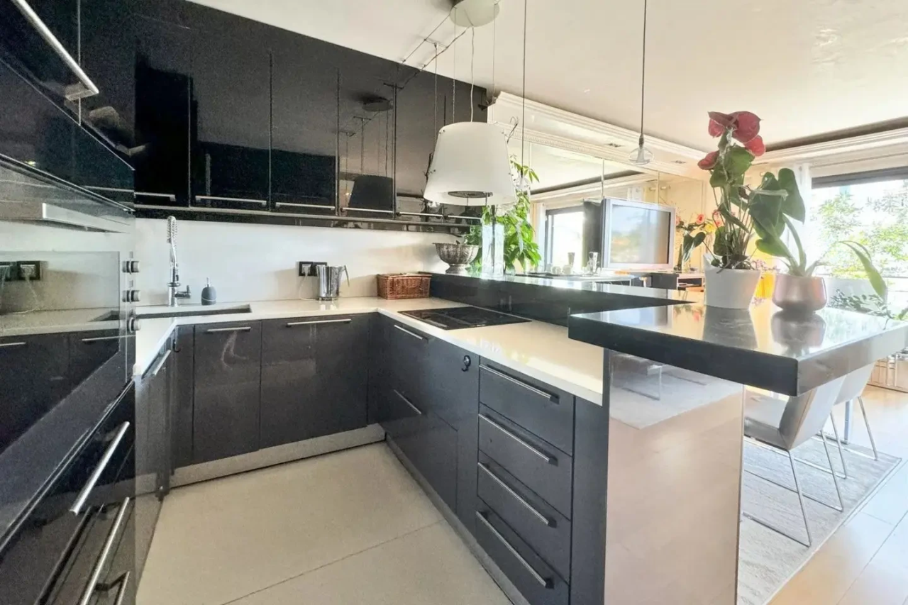 Квартира в Каннах, Франция, 95 м² - фото 5