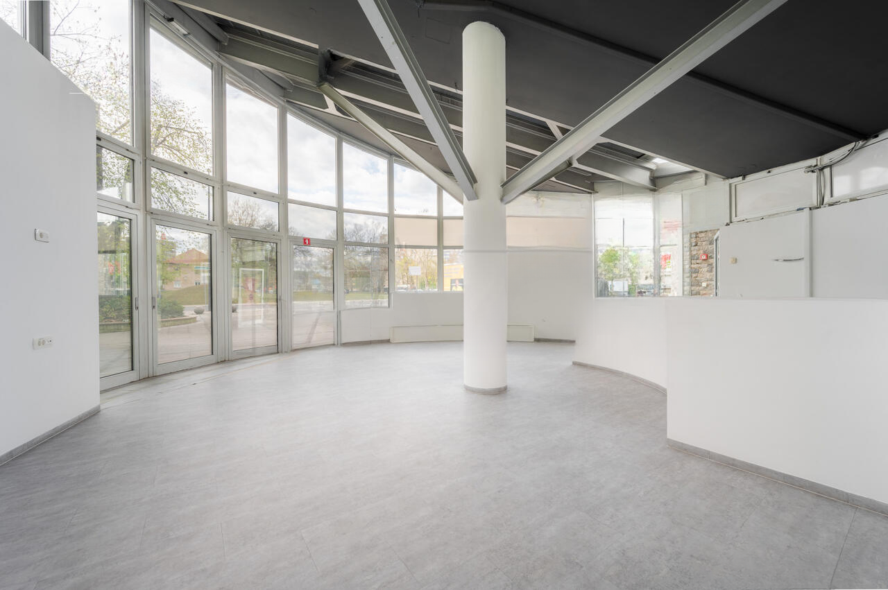 Офис в Любляне, Словения, 141 м² - фото 5