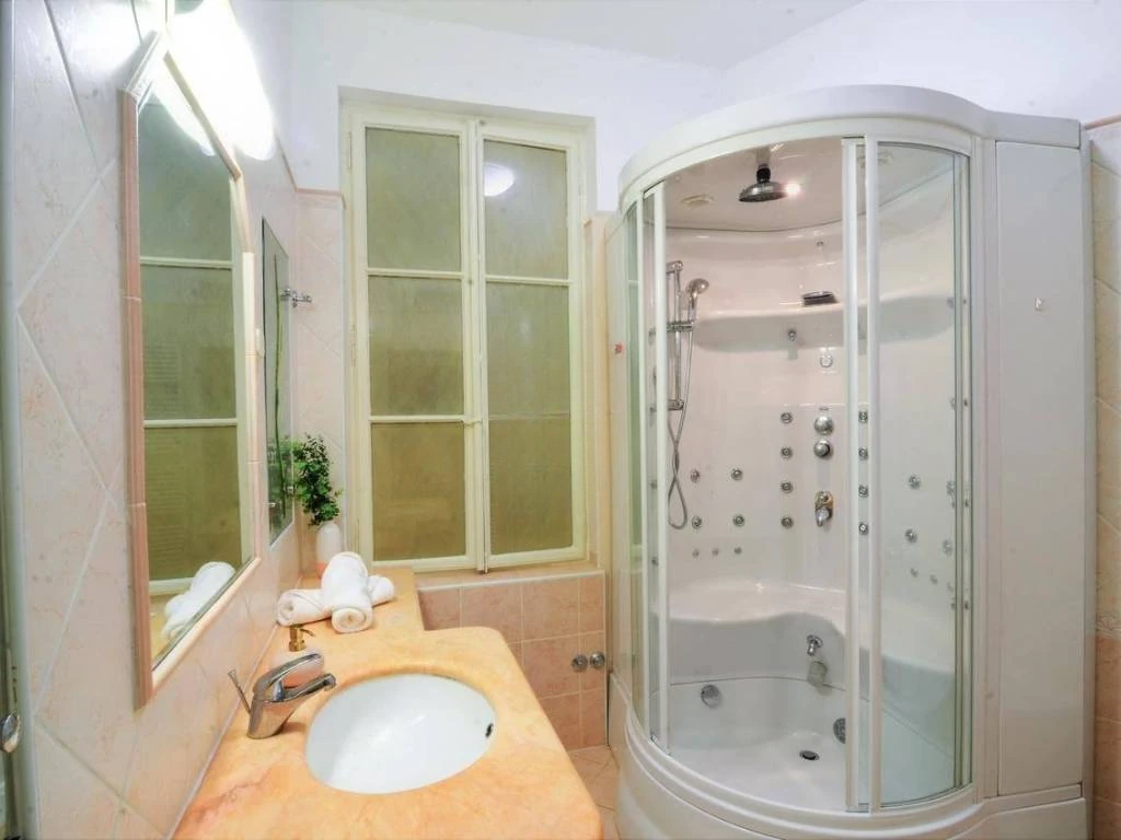 Квартира в Опатии, Хорватия, 200 м² - фото 6