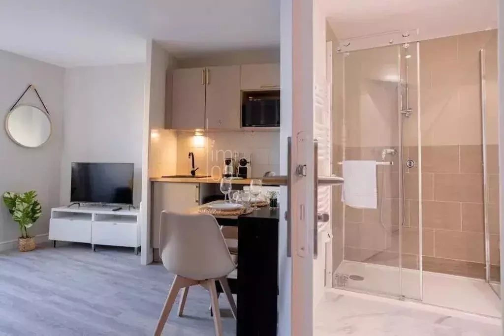 Квартира в Каннах, Франция, 21 м² - фото 8