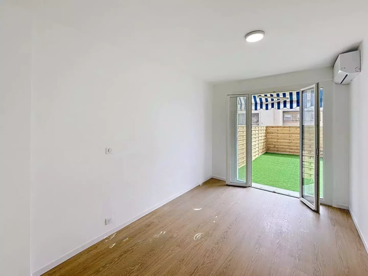 Квартира в Каннах, Франция, 46 м² - фото 8