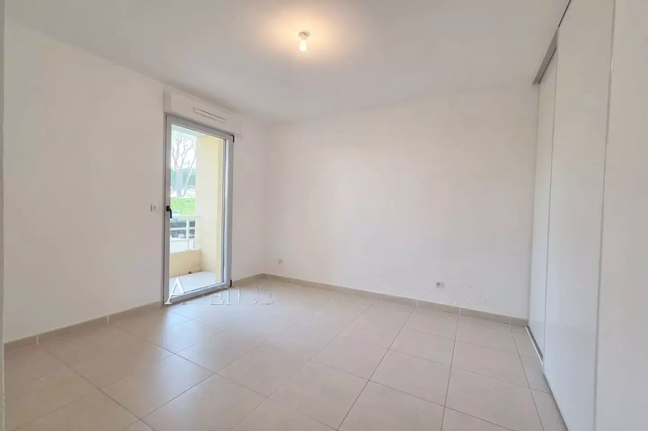Квартира в Каннах, Франция, 56 м² - фото 10