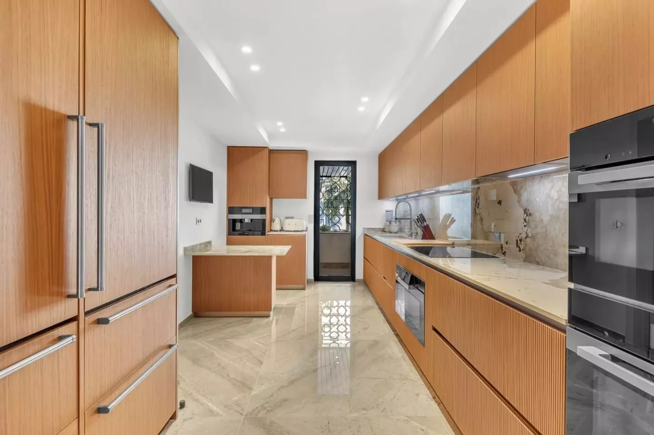 Квартира в Каннах, Франция, 324 м² - фото 11