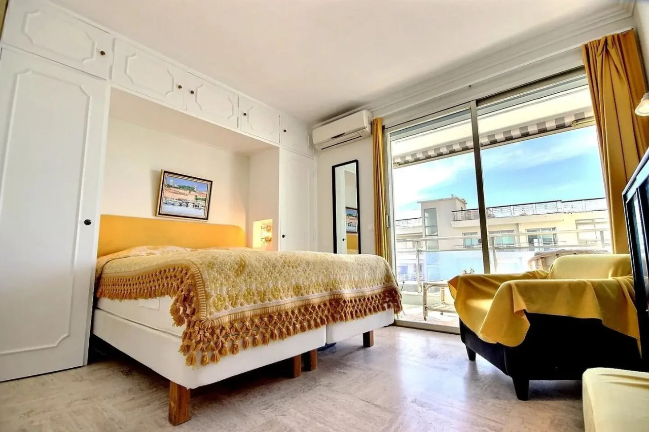 Квартира в Каннах, Франция, 45 м² - фото 13