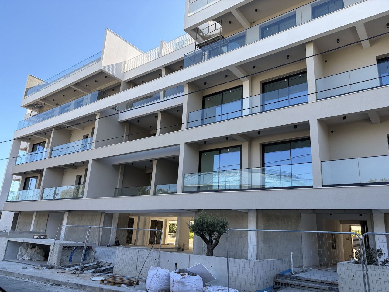 Квартира в Айос-Атанасиосе, Кипр, 140 м² - фото 1