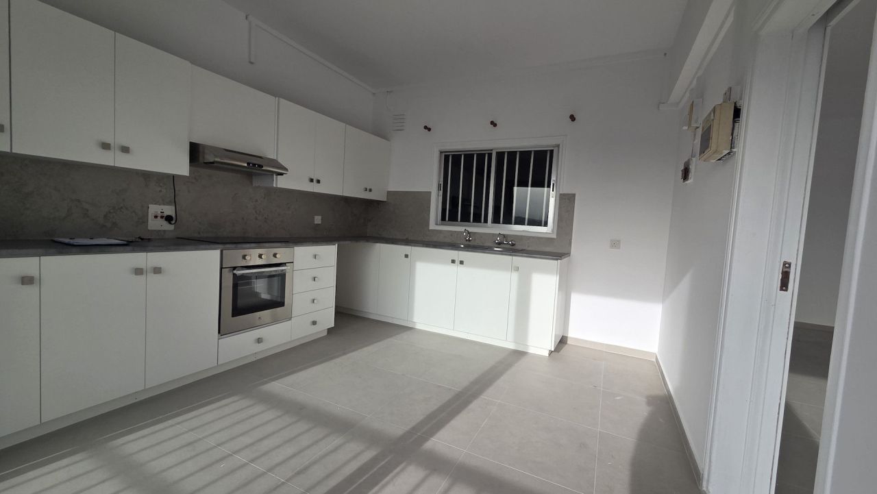 Апартаменты в Агиос Георгиосе, Кипр, 95 м² - фото 6