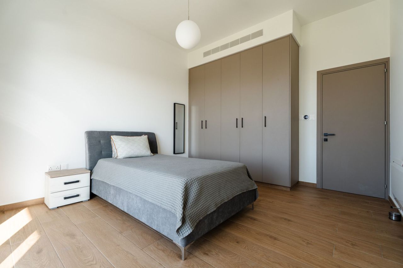 Дом в Айос-Атанасиосе, Кипр, 311 м² - фото 13