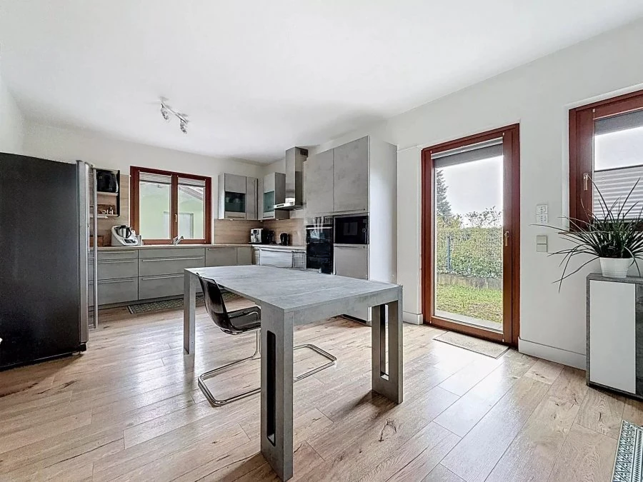 Квартира в Люксембурге, Люксембург, 190 м² - фото 1
