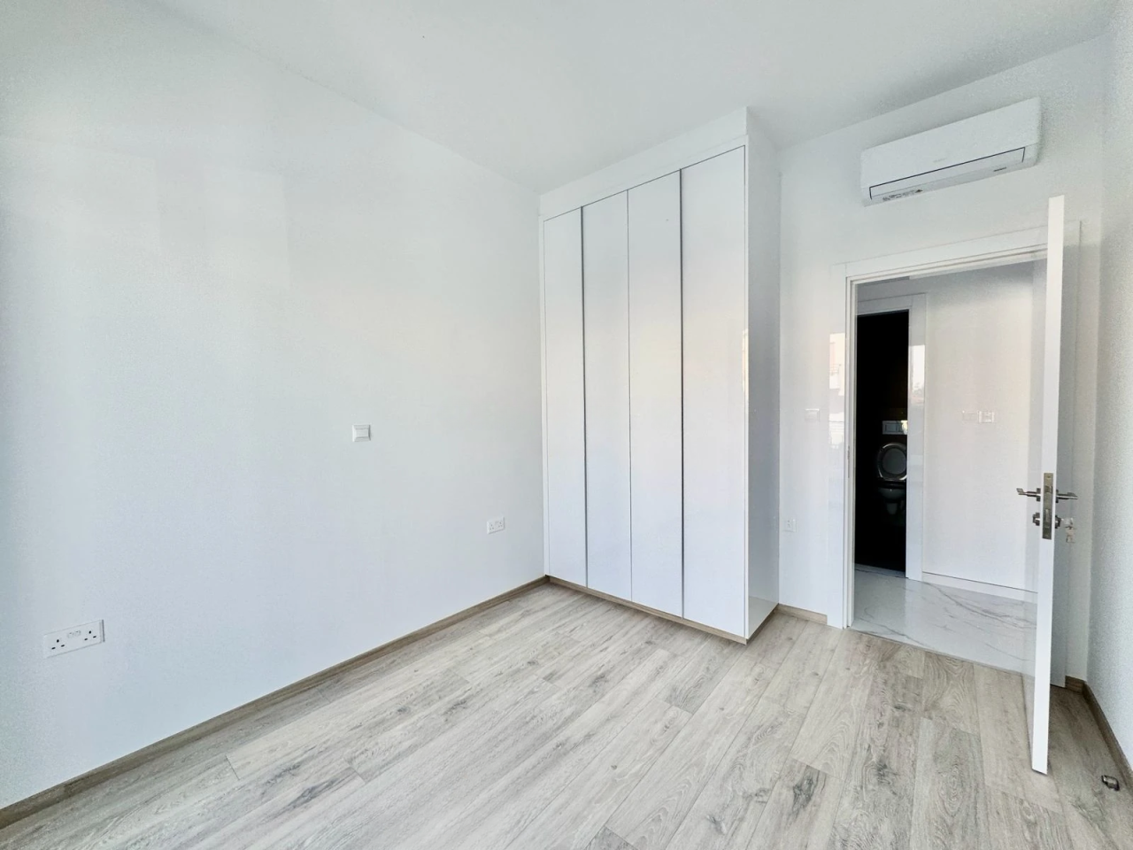 Квартира в Айос-Атанасиосе, Кипр, 75 м² - фото 6
