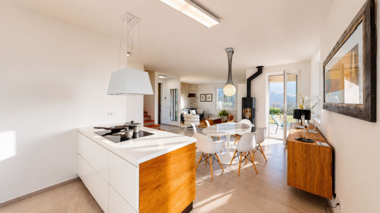 Вилла в Карлаццо, Италия, 258 м² - фото 5