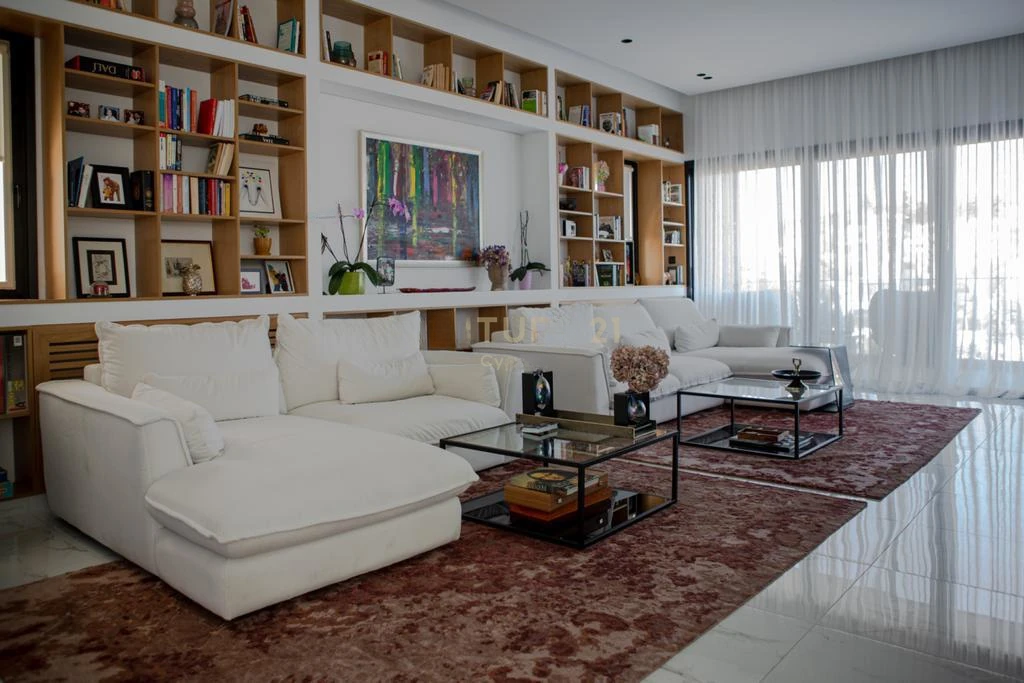 Квартира в Айос-Атанасиосе, Кипр, 440 м² - фото 8
