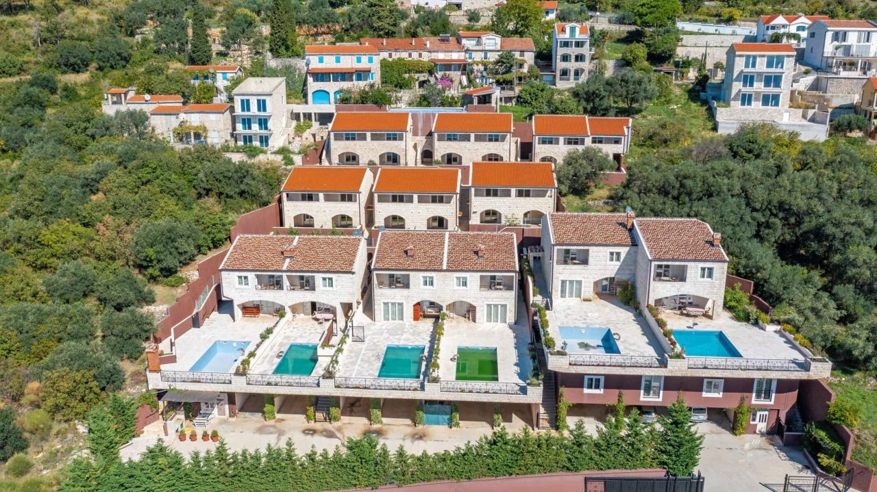 Вилла в Будве, Черногория, 150 м² - фото 1