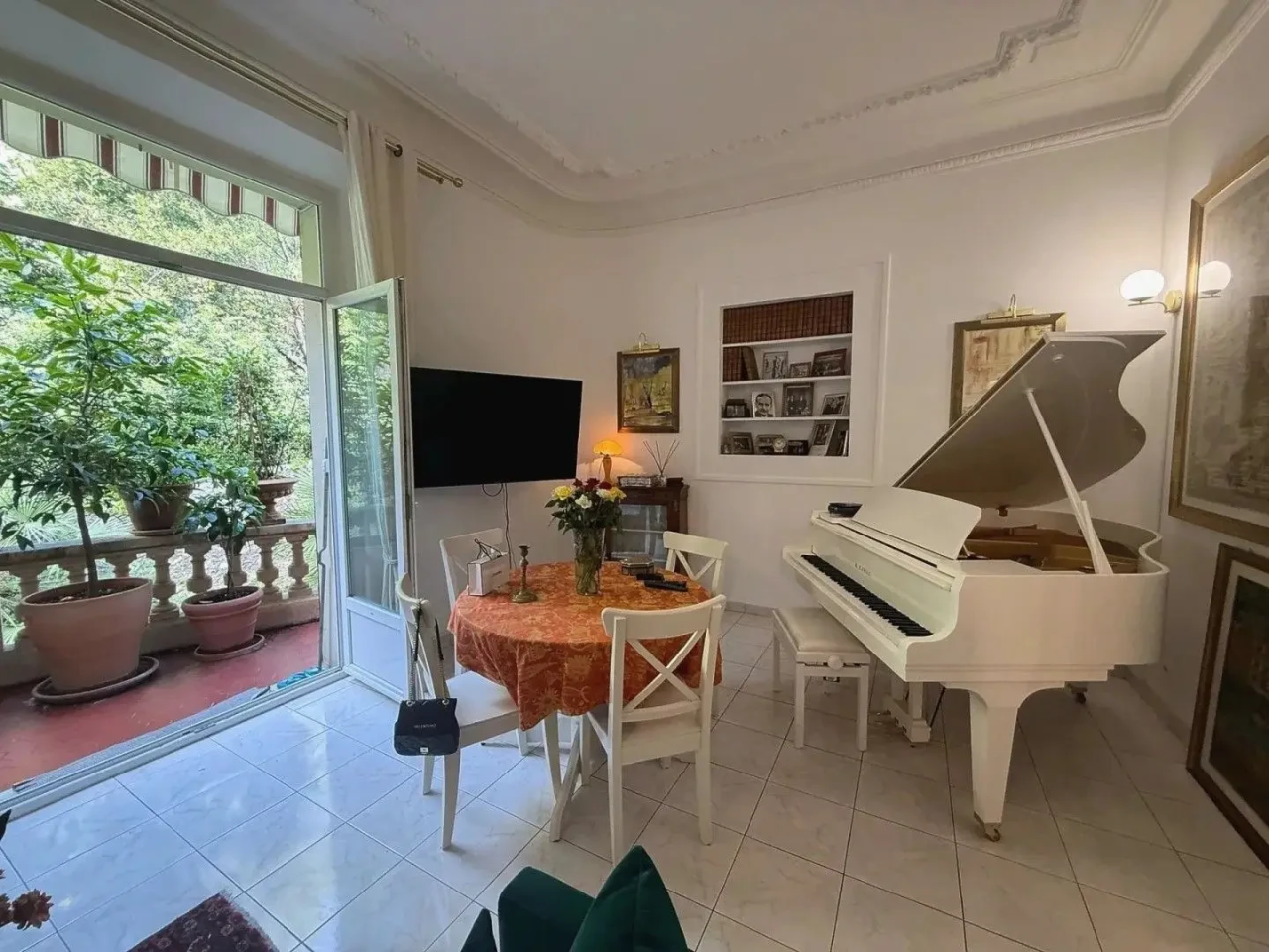 Квартира в Каннах, Франция, 77 м² - фото 1