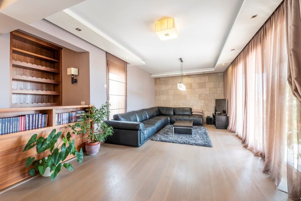 Апартаменты в Будве, Черногория, 215 м² - фото 4