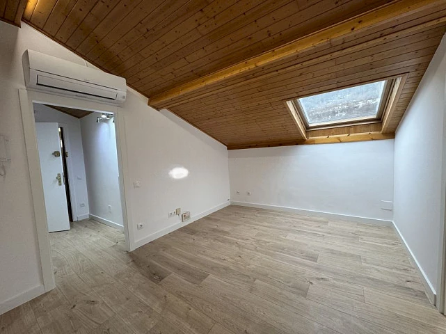 Квартира в Энкаме, Андорра, 53 м² - фото 3