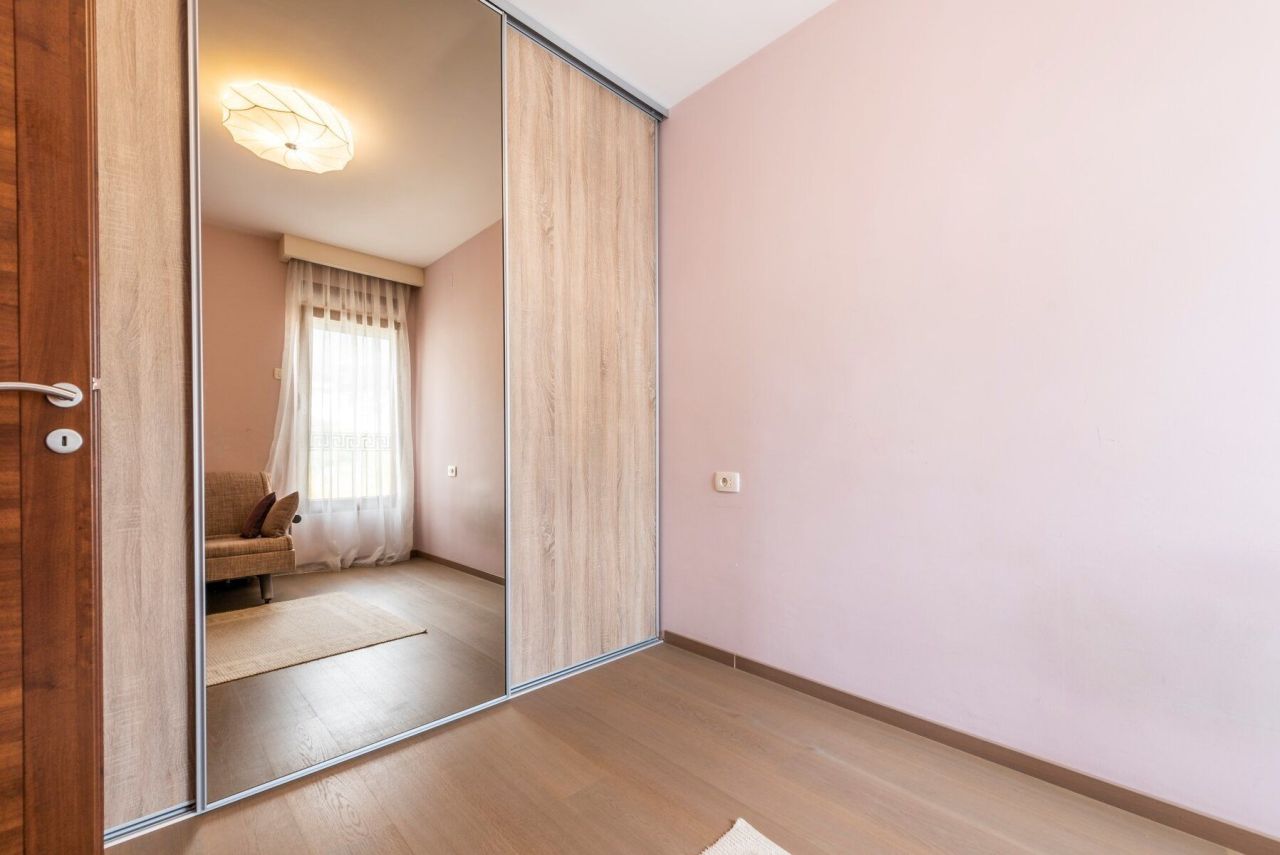 Апартаменты в Будве, Черногория, 215 м² - фото 13
