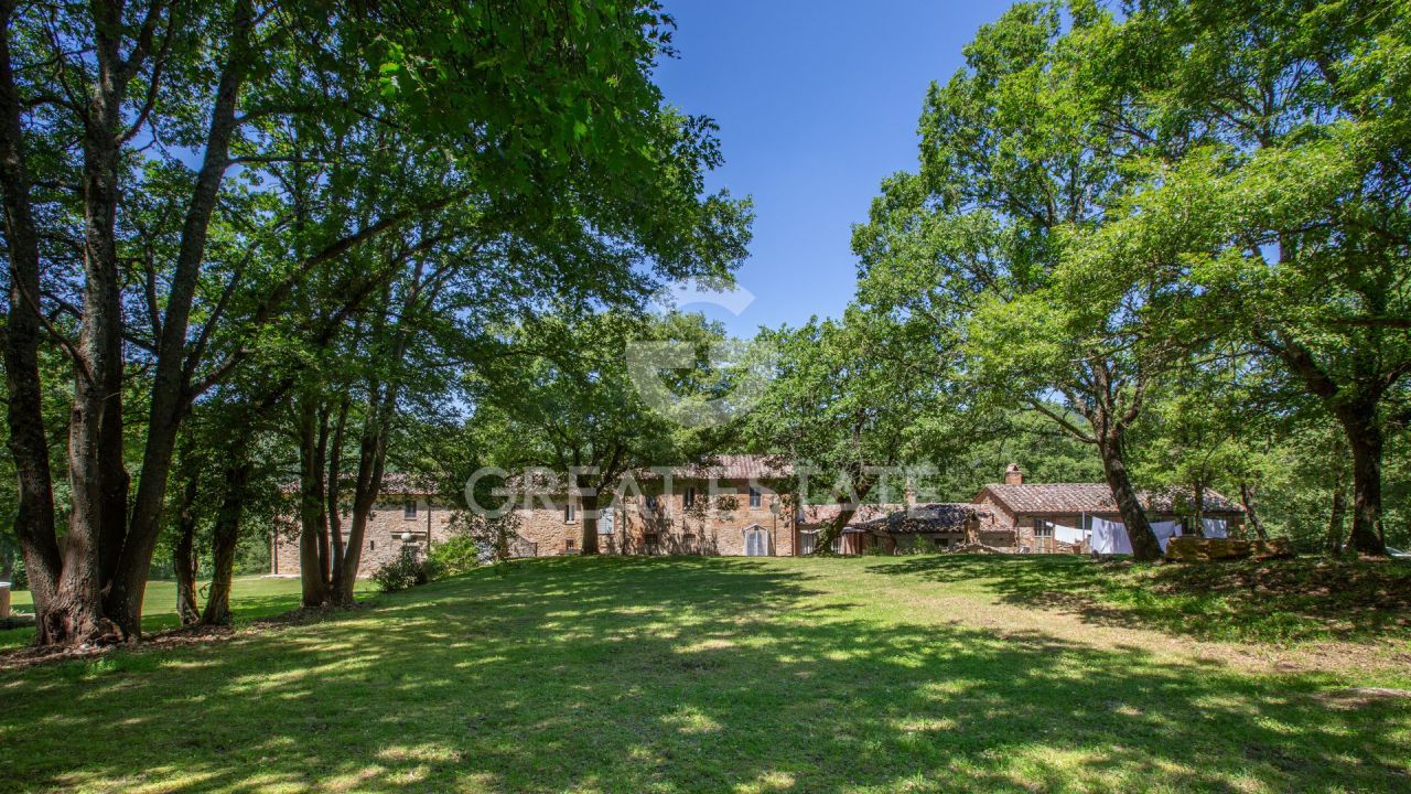 Дом San Casciano dei Bagni, Италия, 760.98 м² - фото 6