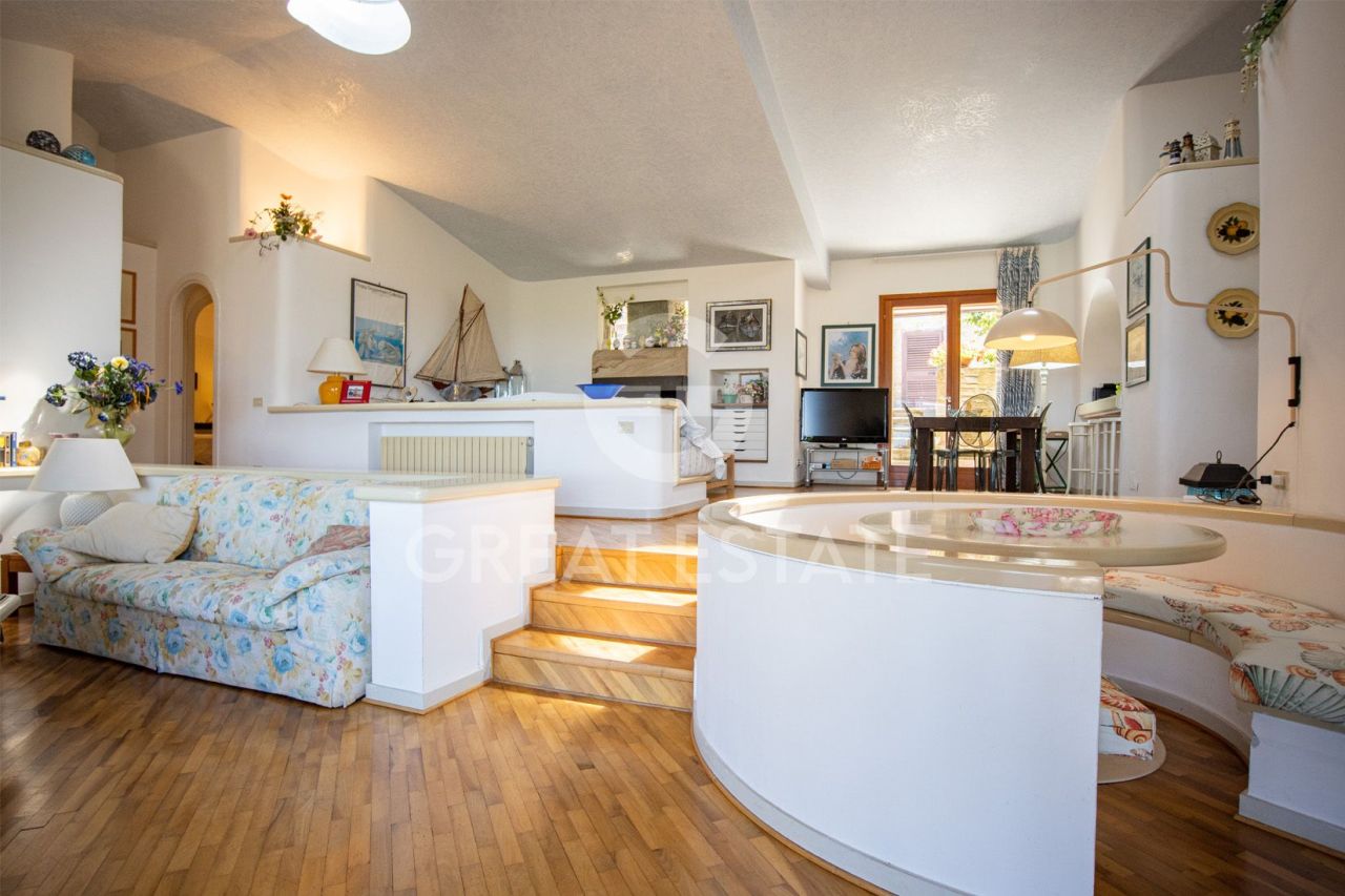 Вилла в Кастильоне-делла-Пеская, Италия, 272.25 м² - фото 9