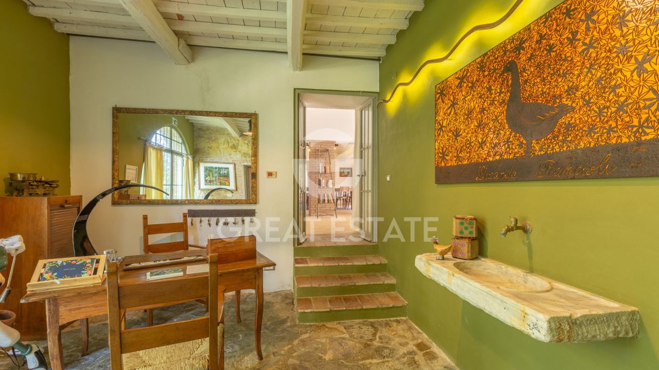 Дом San Casciano dei Bagni, Италия, 760.98 м² - фото 13