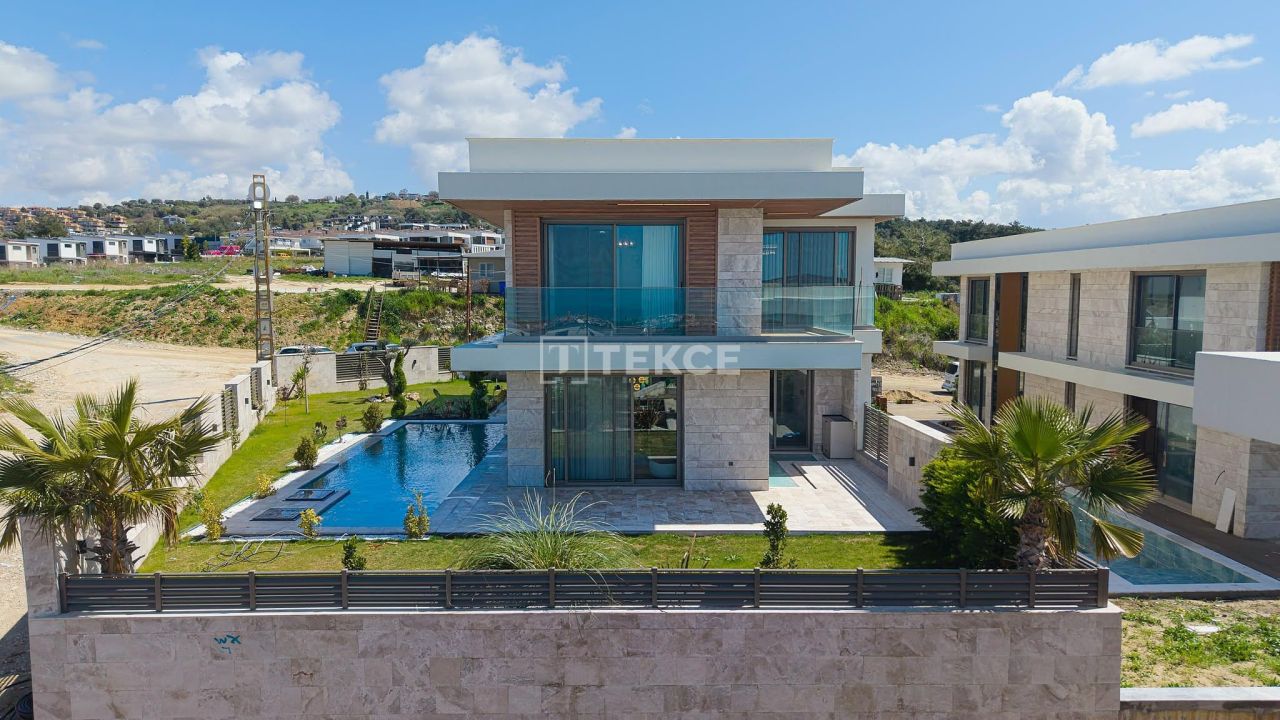 Вилла в Кушадасы, Турция, 391 м² - фото 2