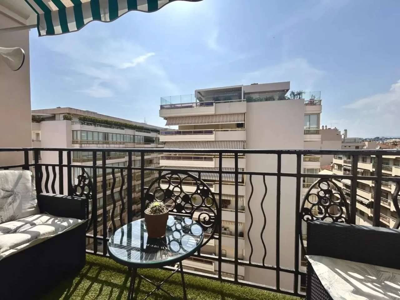 Квартира в Каннах, Франция, 40 м² - фото 1